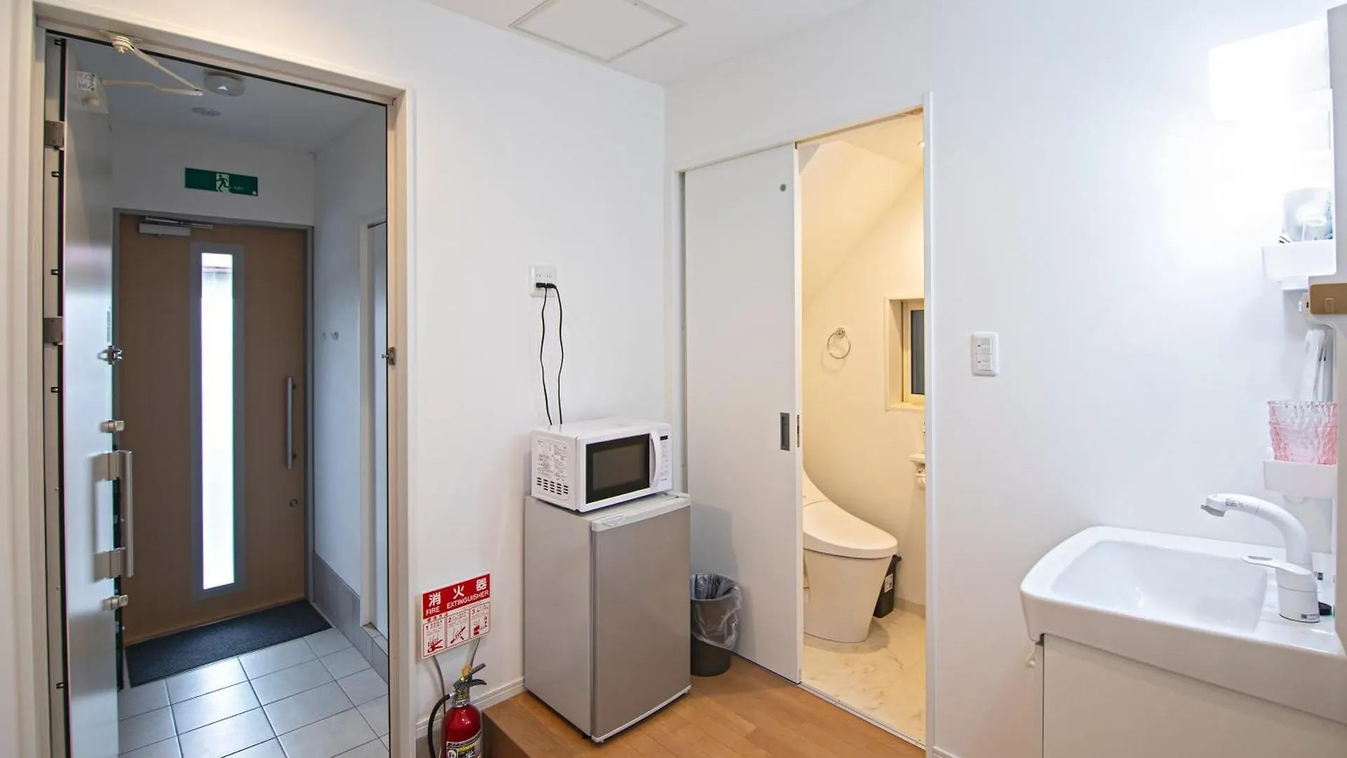 二条 秋 Designer House 新築 2Ldk 1階庭付き 4人宿泊可能 Kjóto Vila